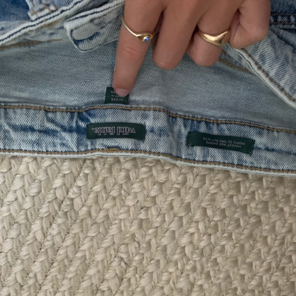 Wild fable mom Jean shorts - Picture 3 of 3